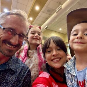 Meet your Posher, Desiree